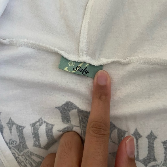 Hooded “Love Rocks” T-Shirt - Picture 4 of 4